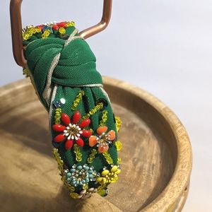 Beautiful delicacy headband